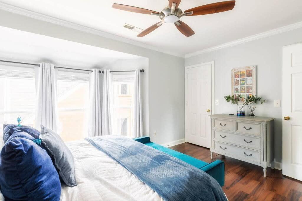 Walk To Broadway Charming Modern Historic Townhome แนชวิลล์ ภายนอก รูปภาพ
