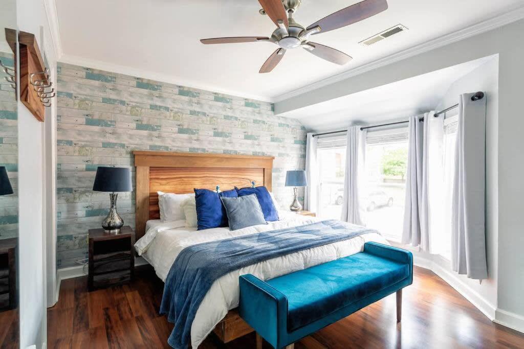 Walk To Broadway Charming Modern Historic Townhome แนชวิลล์ ภายนอก รูปภาพ