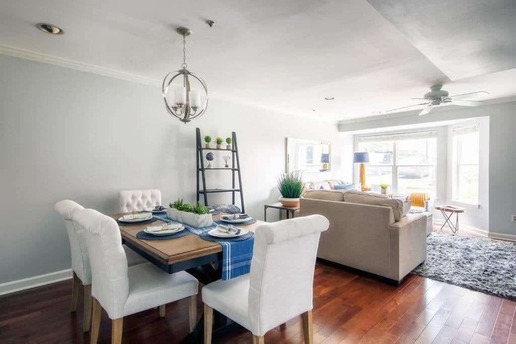 Walk To Broadway Charming Modern Historic Townhome แนชวิลล์ ภายนอก รูปภาพ