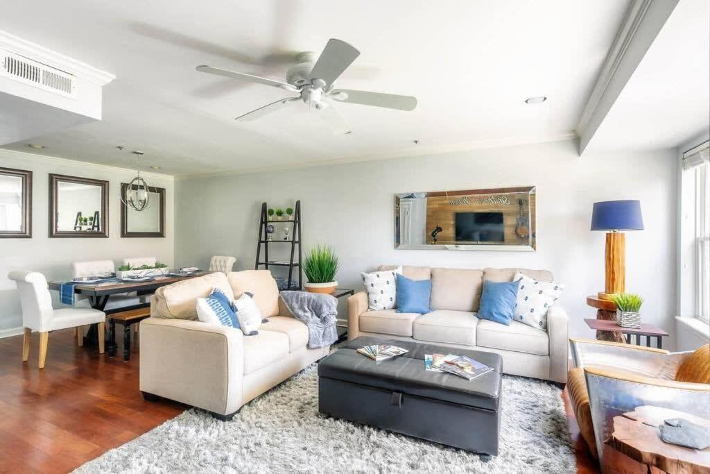 Walk To Broadway Charming Modern Historic Townhome แนชวิลล์ ภายนอก รูปภาพ